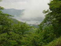 大沼を望む