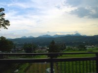 遥か、榛名山遠望