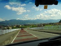 更にぶどうの丘を目指して