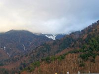 山には雪が！