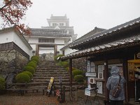ここから入り口