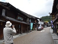 城を見上げて