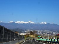 正面に！