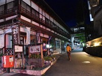 人っ子一人いないメイン通り