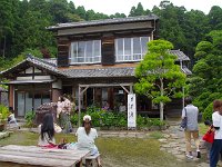 母屋、優雅に茶席も！
