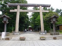 神宮で切り出した鳥居