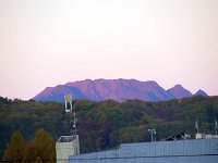 IMG 1074  朝焼けの両神山