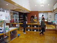 IMG 1389  お土産選び