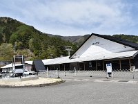 上に登ります