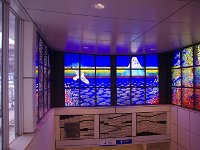 IMG 7159  新橋駅構内・・・しゃれたデザイン