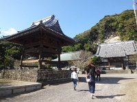 横口より・・・大きなお寺、立派な境内でした。