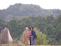 語らうご婦人達