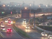 下を走る１６号はスイスイ