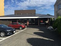 今朝はここで朝食